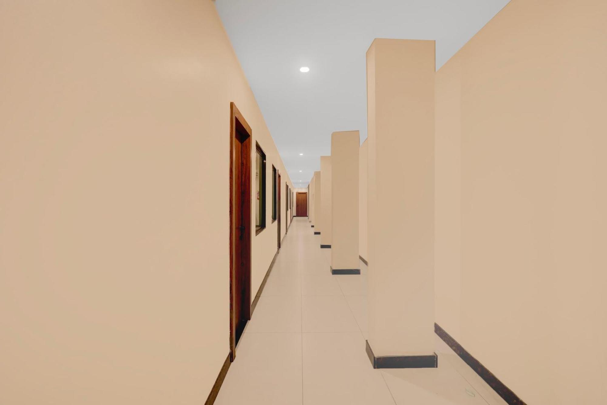 Super Townhouse Shivamogga Formerly Karthik Bhavan Екстер'єр фото