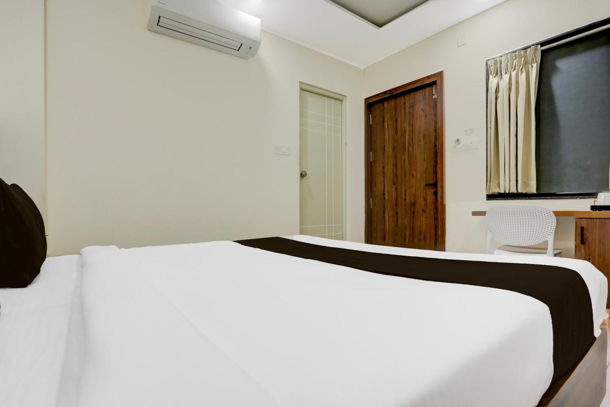 Super Townhouse Shivamogga Formerly Karthik Bhavan Екстер'єр фото